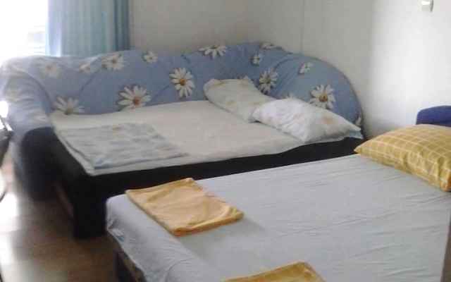 Divna - A4(8+2) in Stanici