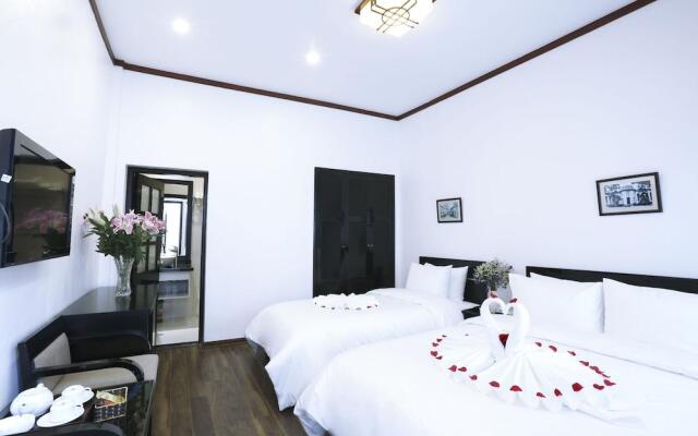 Hanoi Triumphal
