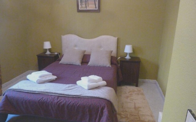 Apartment With 3 Bedrooms in Ávila, With Enclosed Garden