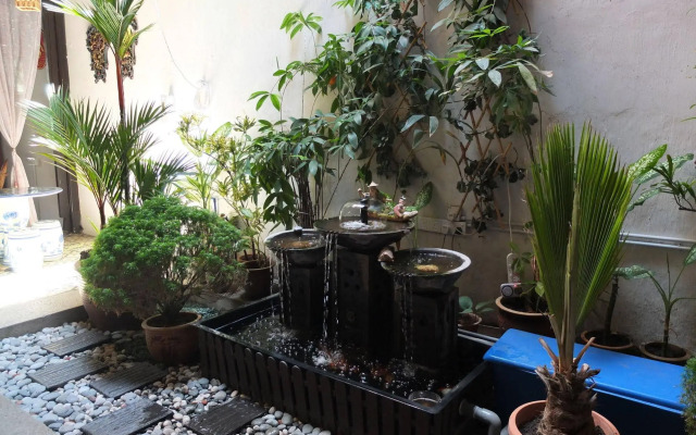 Muntri House - Hostel