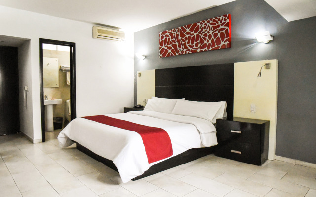Hotel Expo Plaza Business and Family Guadalajara