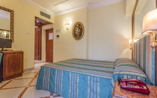 Raeli Hotel Noto