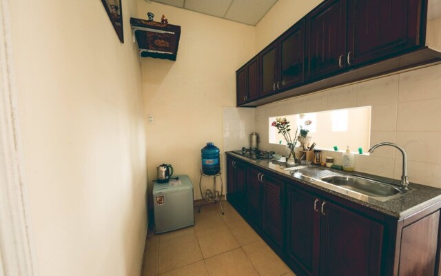 Hillside Homestay Hue - Triple Room top Apartment