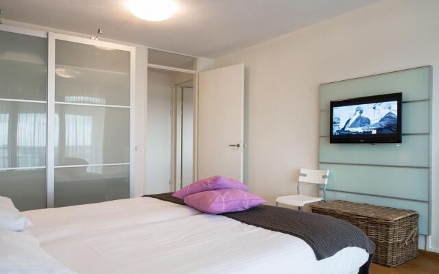Luxury Apartment in the Harbor of Scheveningen