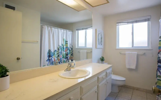 404 E. Oceanfront (68449)