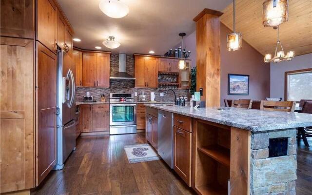 Churchill Lodge North