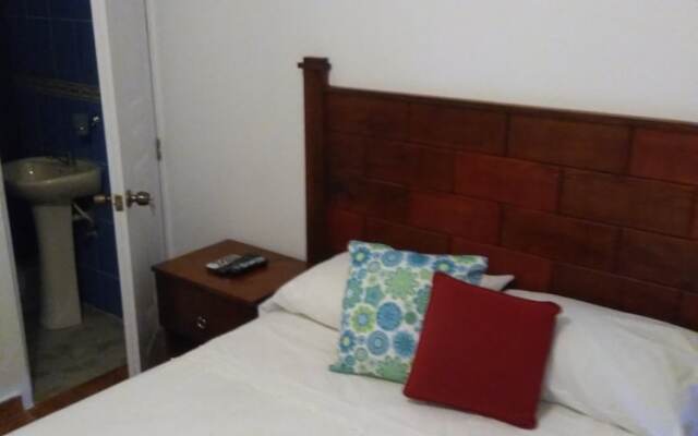 Hotel ALFARERO