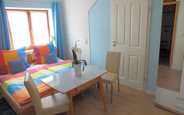 Dreimäderlhaus Rieden