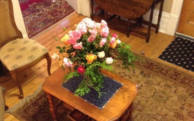 Arbour Garden Bed & Breakfast