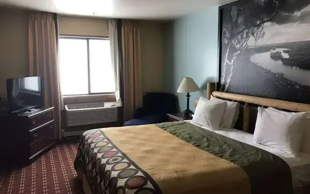 Super 8 by Wyndham Plover Stevens Point Area