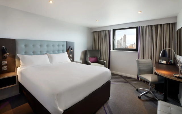 Premier Inn Glasgow Cc South