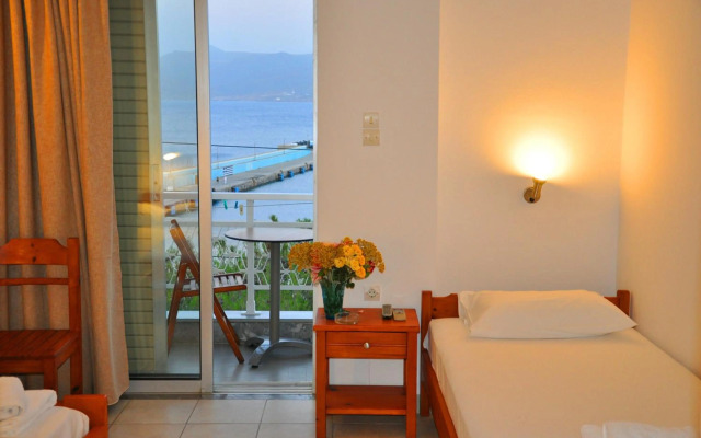 Nora Hotel
