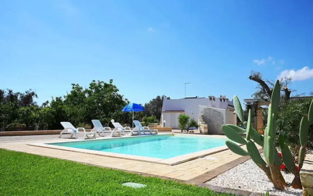 Villa Lino With Pool by Wonderful Italy