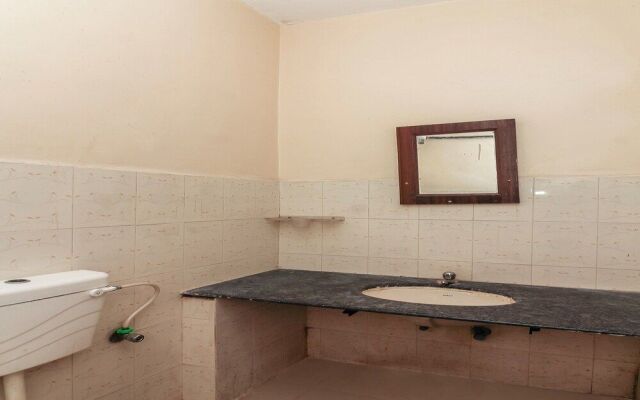 OYO 43619 Sahasra Residency
