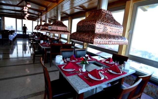 Tasar Royal Hotel