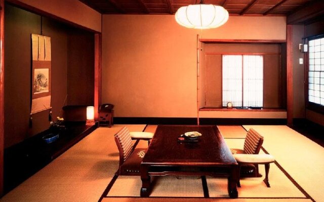 Hiiragiya Ryokan