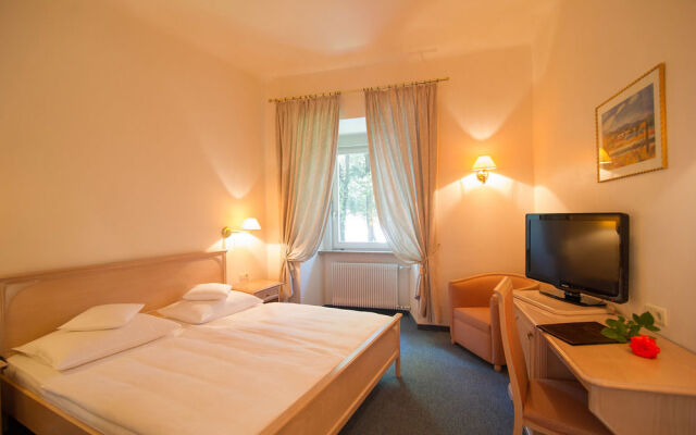 Parkhotel Mondschein, a Member of Design Hotels