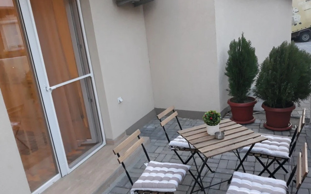 Vila & Apartments MATEA