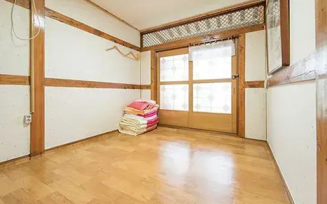 Jeonju Ddlanche Bongwan Pension