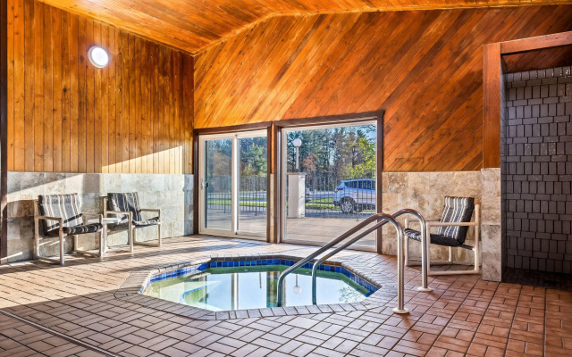 Days Inn by Wyndham Black River Falls I-94 on ATV Trail