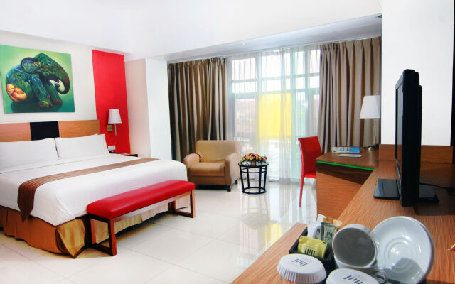 Atrium Premiere Hotel