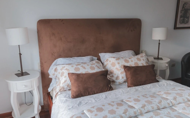 Lujoso y moderno dpto en la zona mas exclusiva