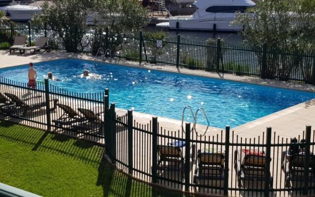 Appartement 4 Personnes Port Grimaud - Cote D'Azur