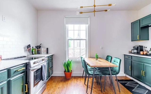 Jungle House Luxury Stays - Downtown Chillicothe