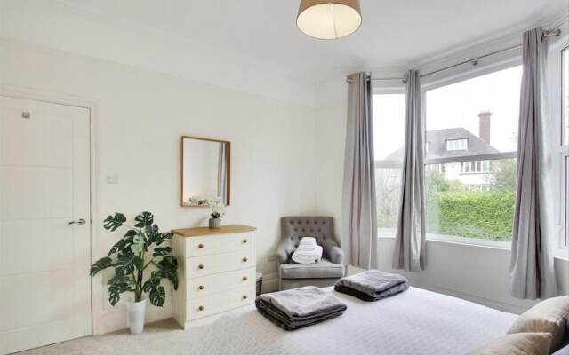 Stunning 2-bed Apartment in Tunbridge Wells