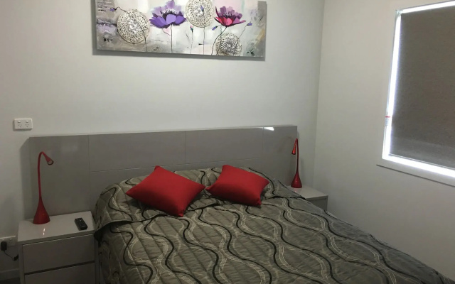 Athena Motel Apartments
