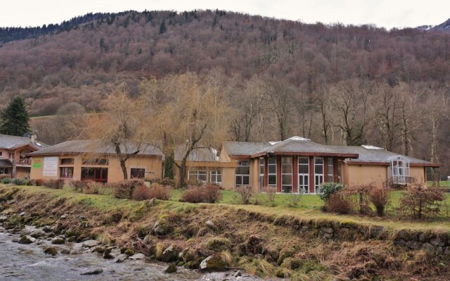 Logement n103 4pers face aux Thermes