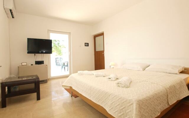 Apartment 1215