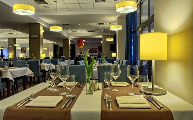 Hotel Krynica Conference & SPA
