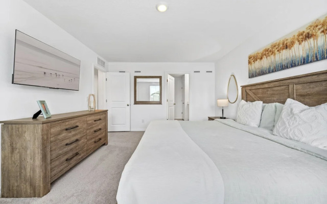 Lovely Townhome Sleeps 8 Eve101