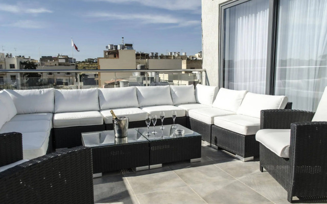 Paramount Bay Penthouse