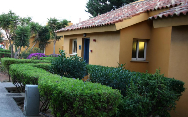 Makronisos Village