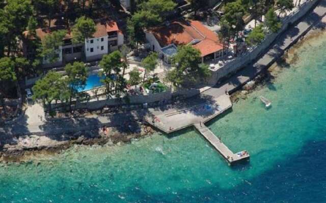 Lumbarda Resort Apartments