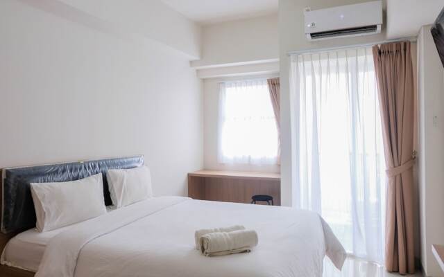 Modern and Comfy Studio Parkland Avenue Apartment