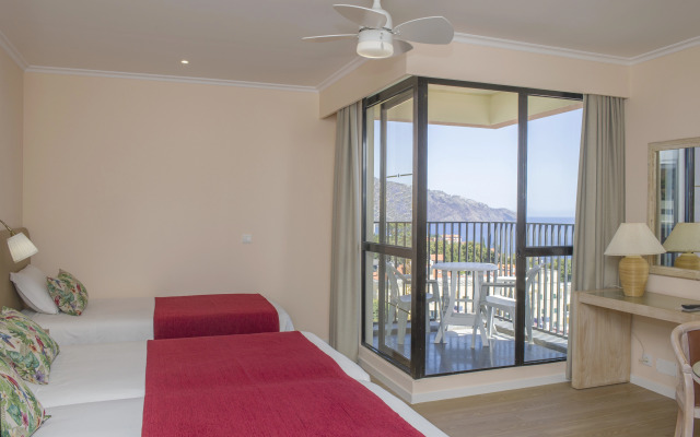Dorisol Buganvilia Studio Hotel