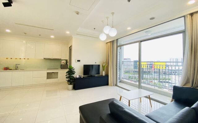 Landmark Apartment in Vinhomes Central Park