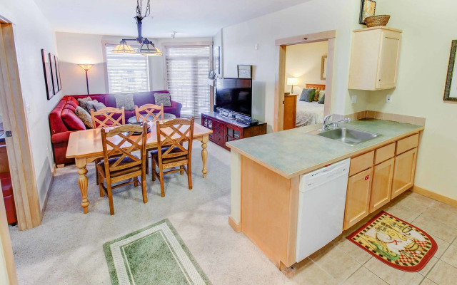 Sunstone 131 - Two Bedroom Condo