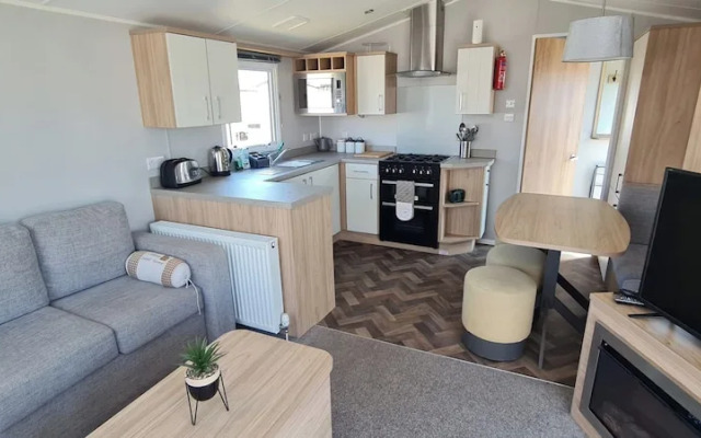 Mikey 3 bed Balcony Rhyl