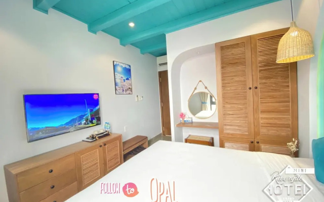 Riverside Mini Hotel Grand World