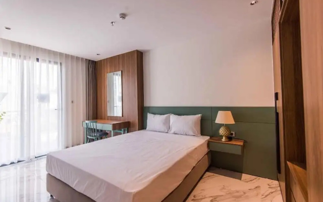 Luxe Paradise Suites Hotel Hoang Cau
