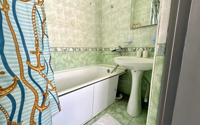 Compass на улице Республики 174