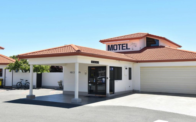 Palms Motel