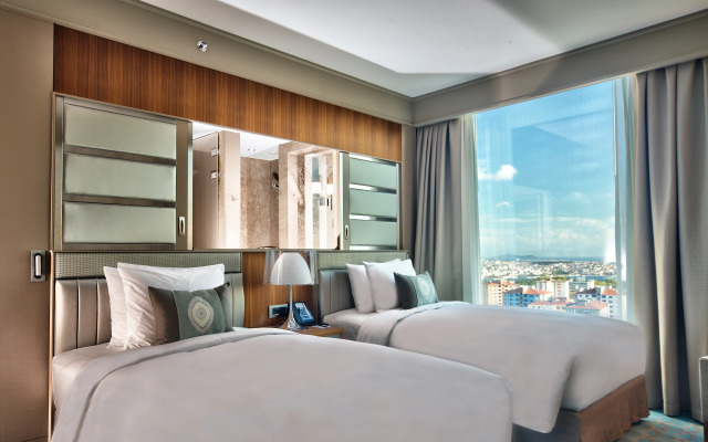 Renaissance Istanbul Polat Bosphorus Hotel