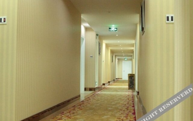 Ninghai jinzhongliuyi business hotel