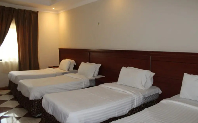 OYO 319 Jood Plaza Hotel