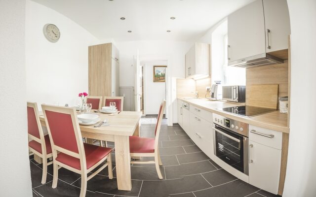 Ferienwohnung Alpi